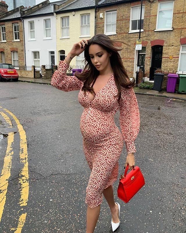  Nabilla Vergara pregnant