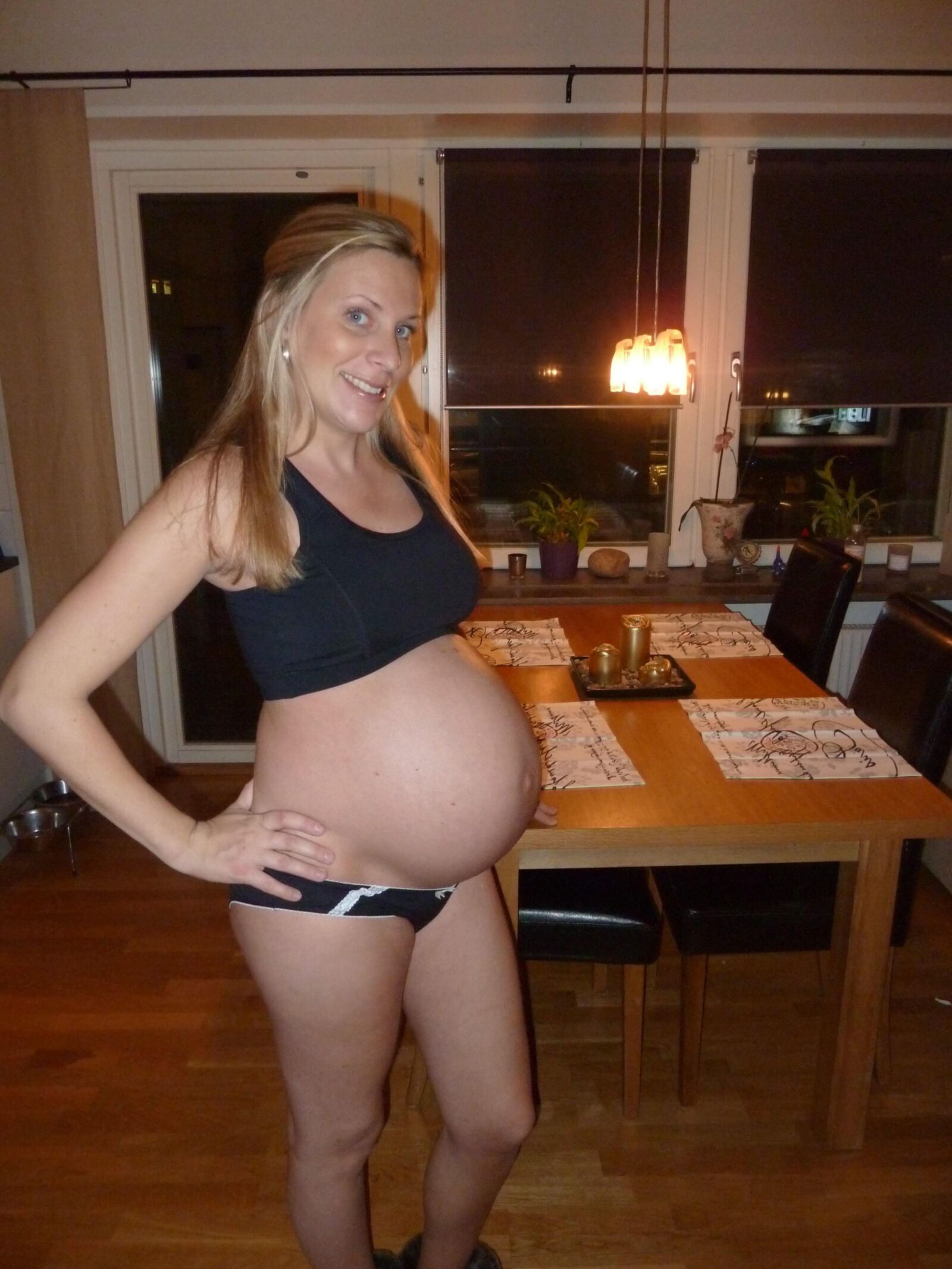 Pregnant MILF