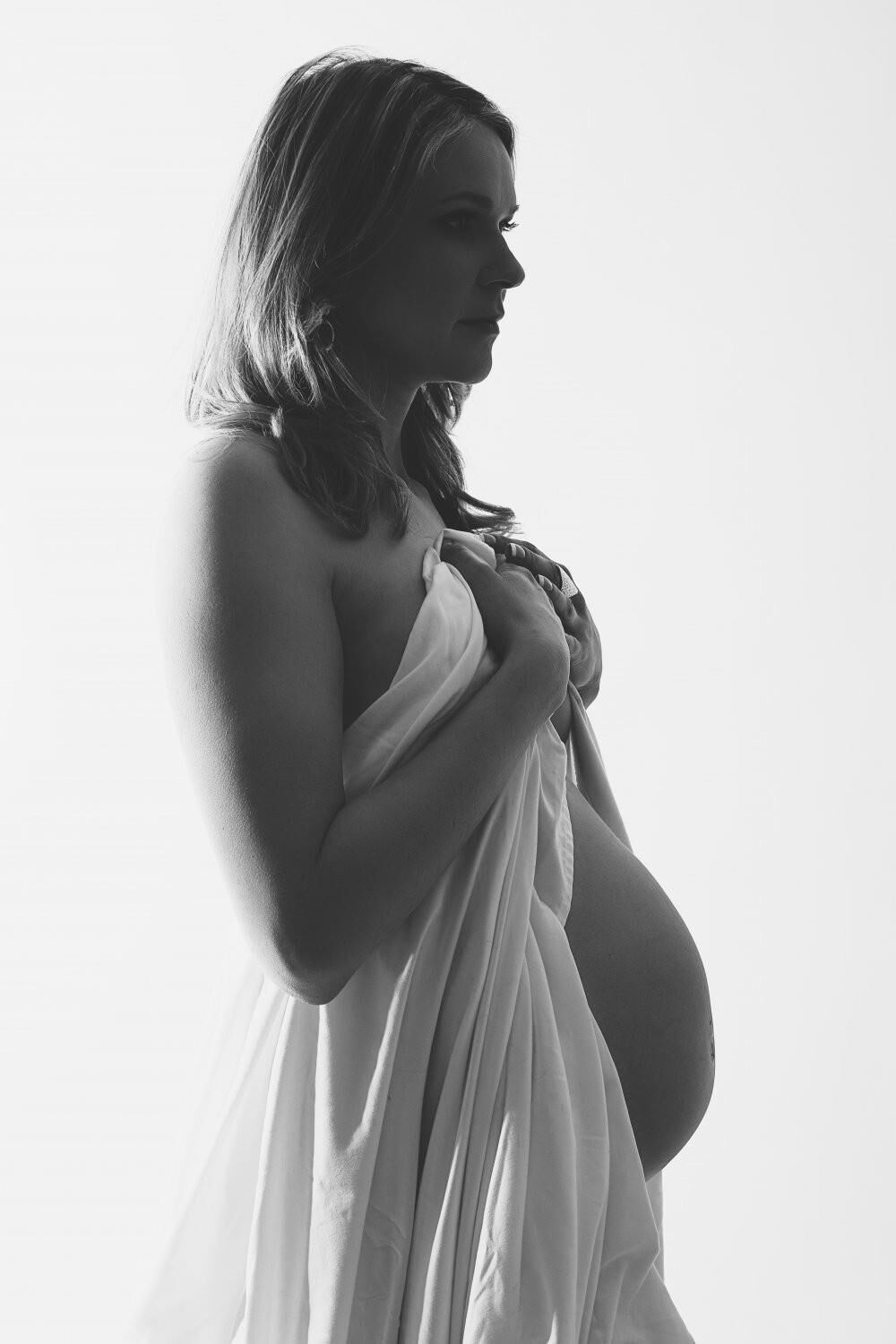 Femme enceinte blonde chaude