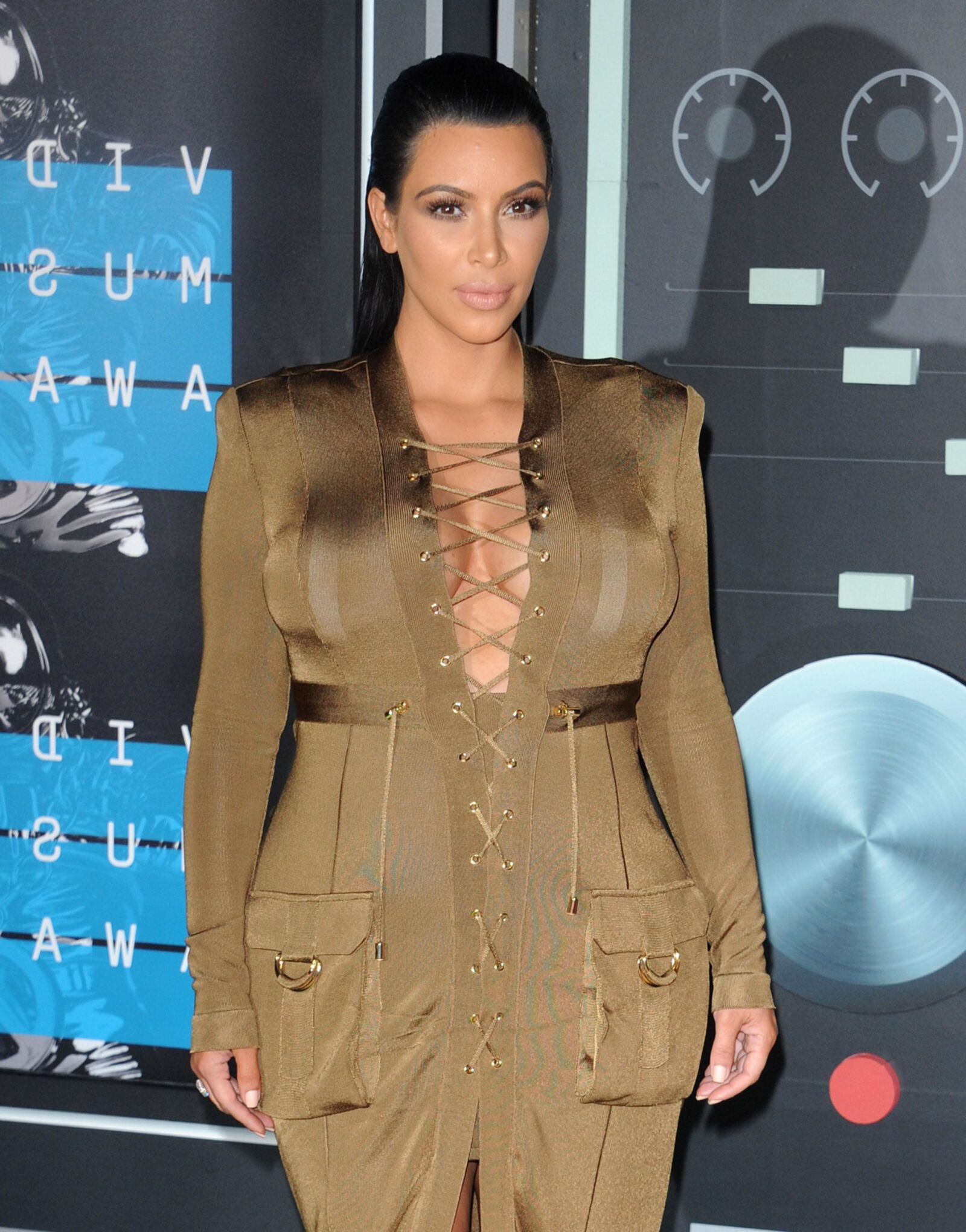 Kim Kardashian � 2015 MTV Video Music Awards 