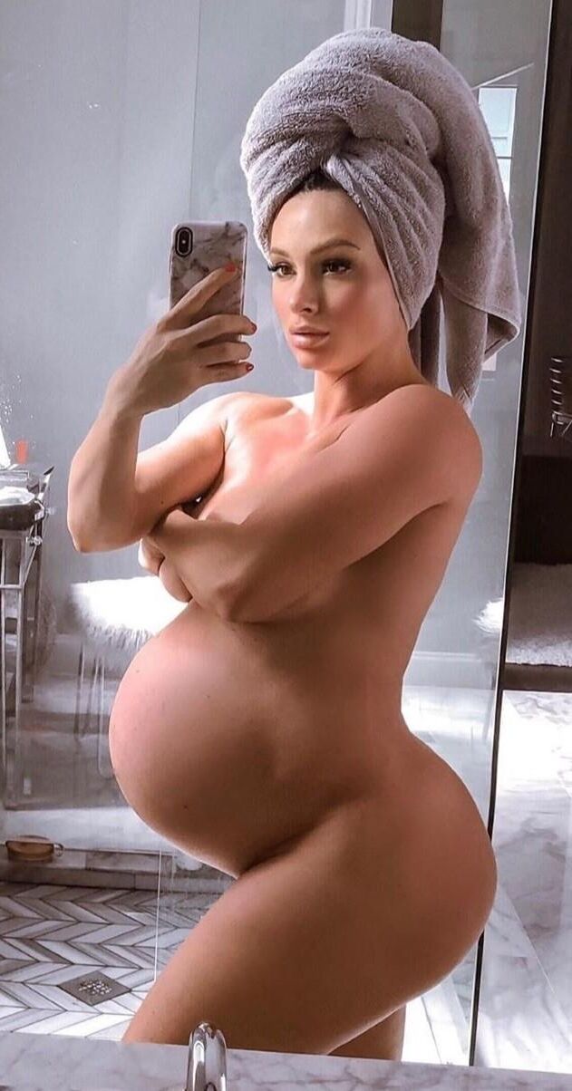 Preggo-Selfies - Stolz auf ihren traechtigen Wanst