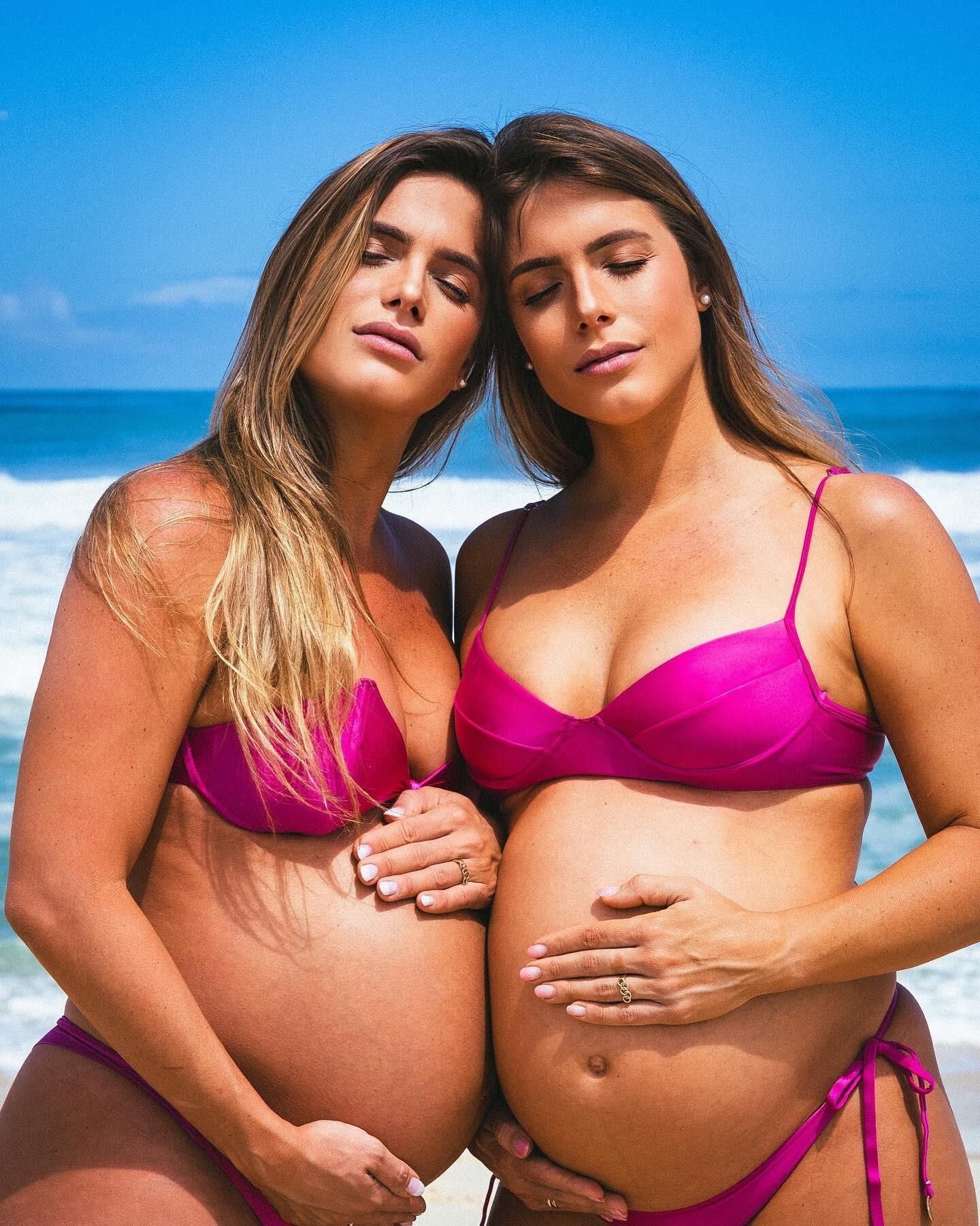 Hot twins both very pregnant and horny to each other