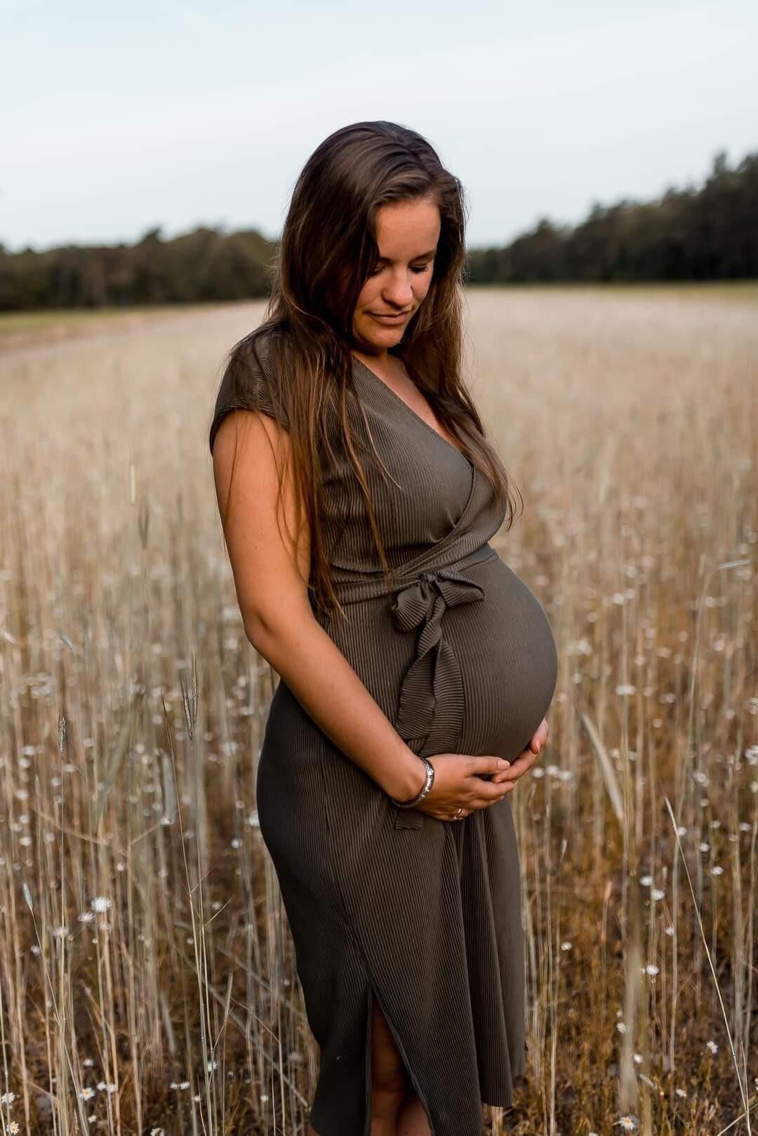 Clothed pregnant women