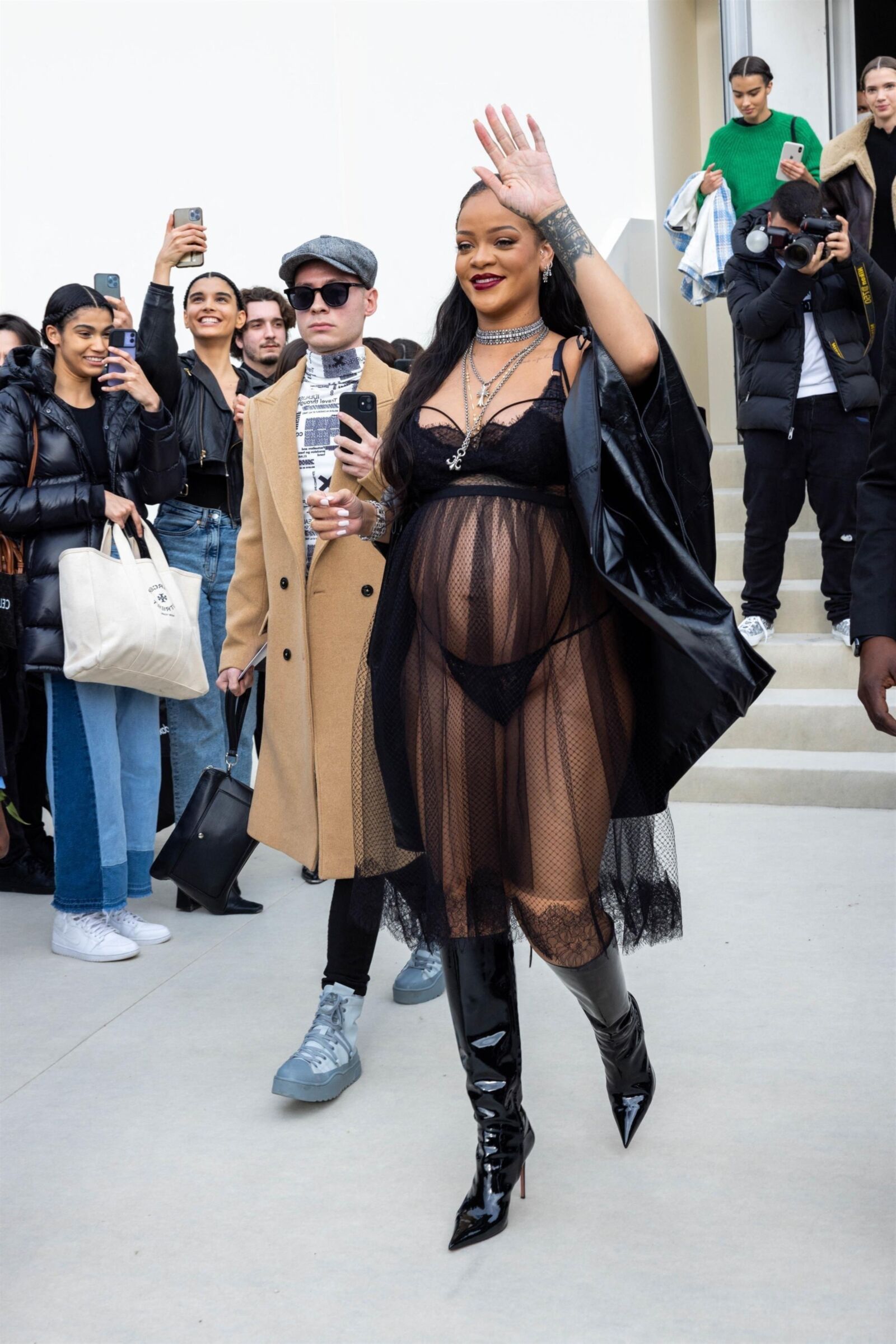 Rihanna - Dior Show Autumn Winter 2022 Paris Fashion Week