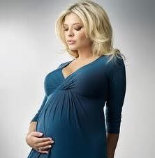 Holly Willoughby sexy AF when pregnant 