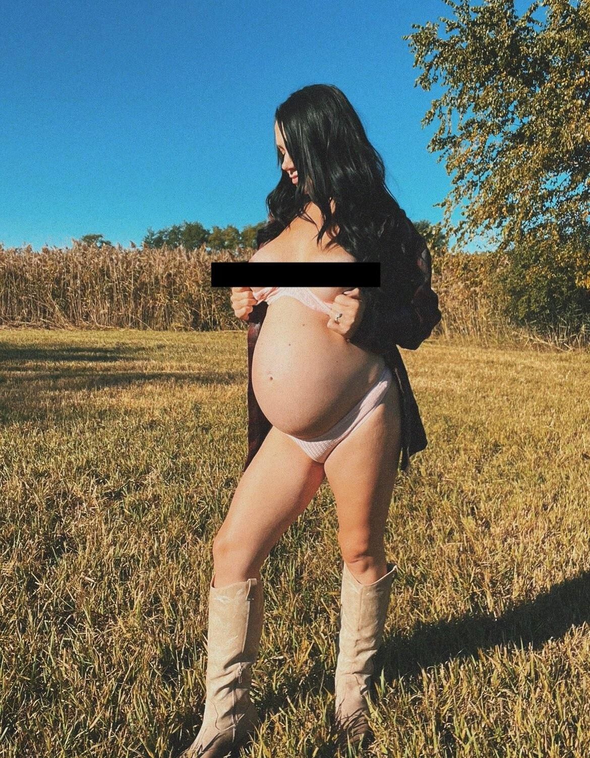 pregnant sexy belly