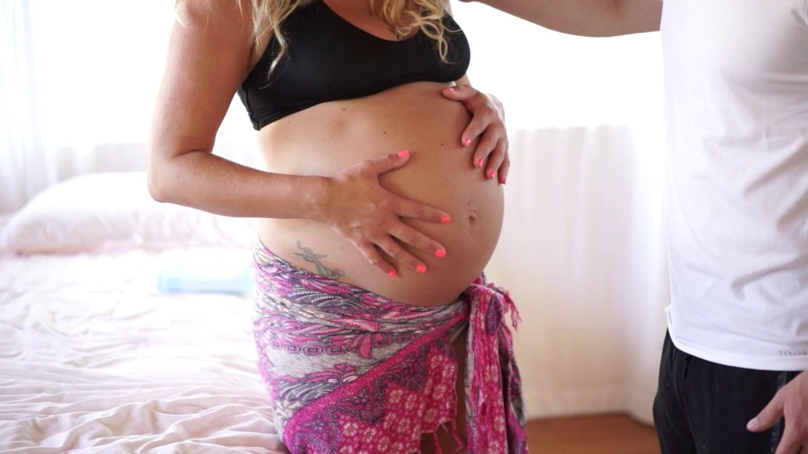 Labour pregnant mom 5