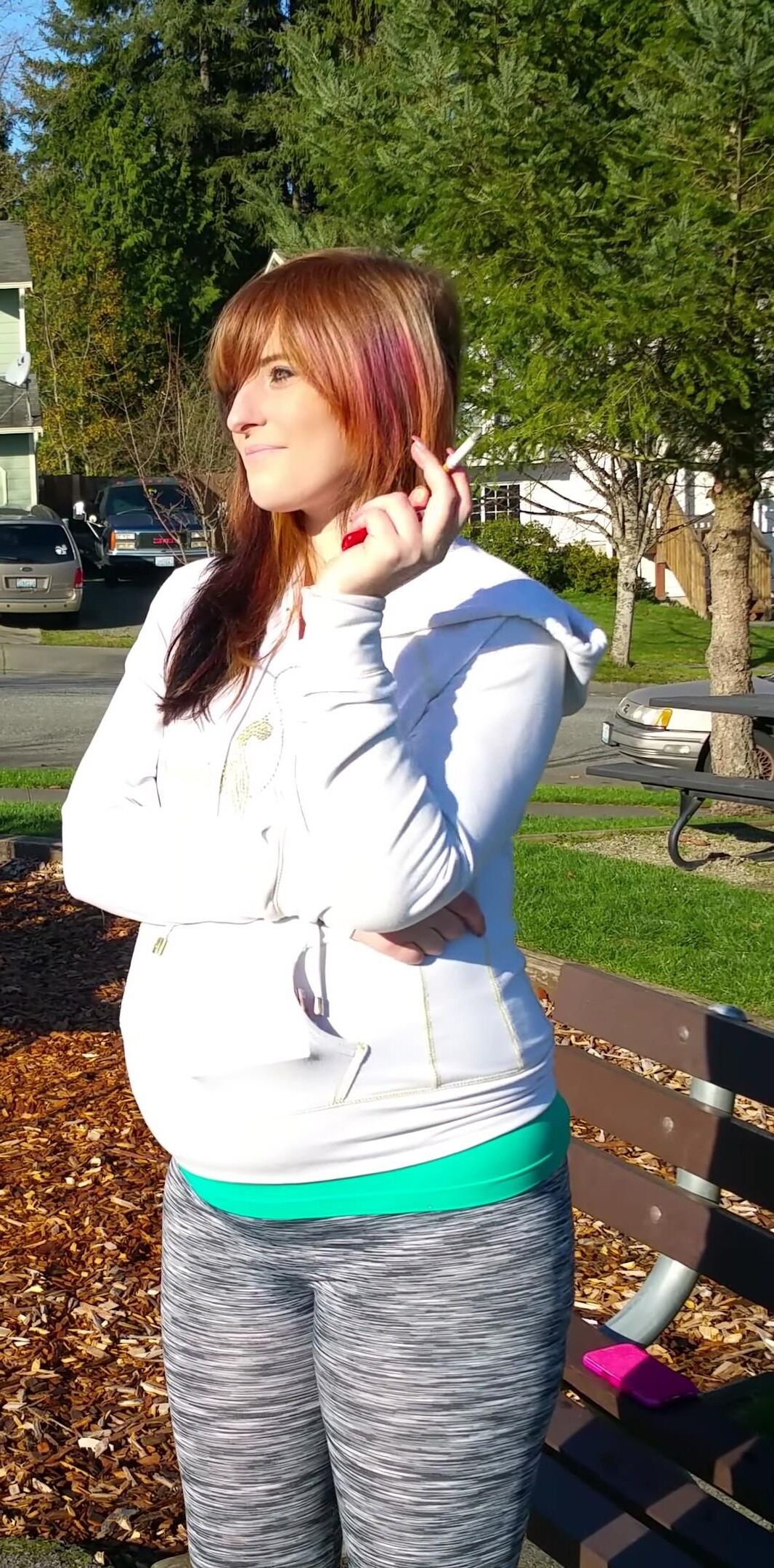 Hannah Pregnant Smoker