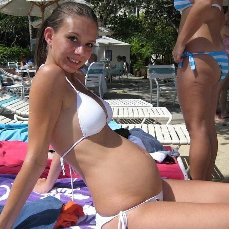 22/11~Preggers-bikini de playa y al aire libre