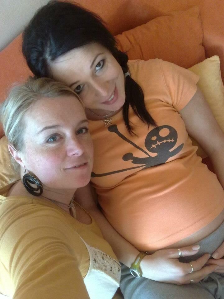 [Pregnant] Czech mom