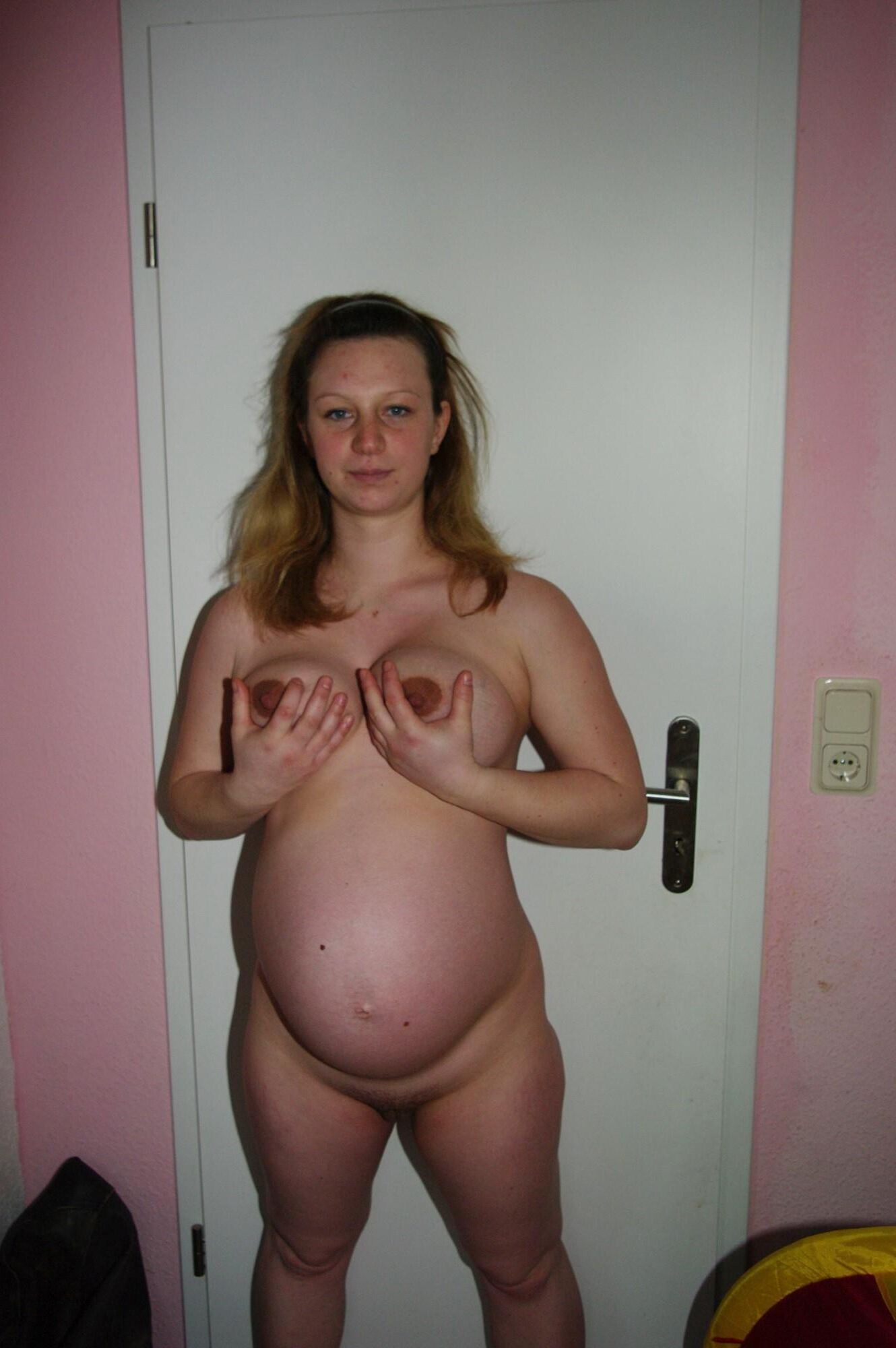 German pregnant wife private nudes Part I