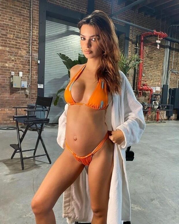 Emily Ratajkowski embarazada