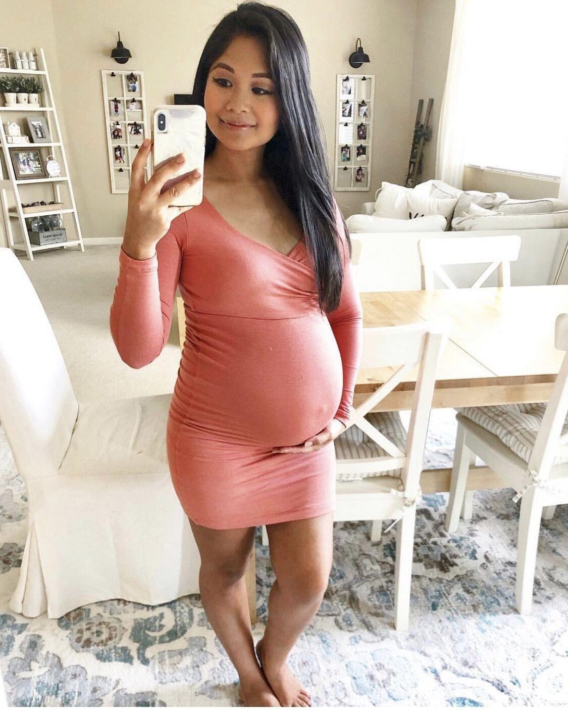 Mirror mirror on the wall, who's the sexiest preggo of them all?