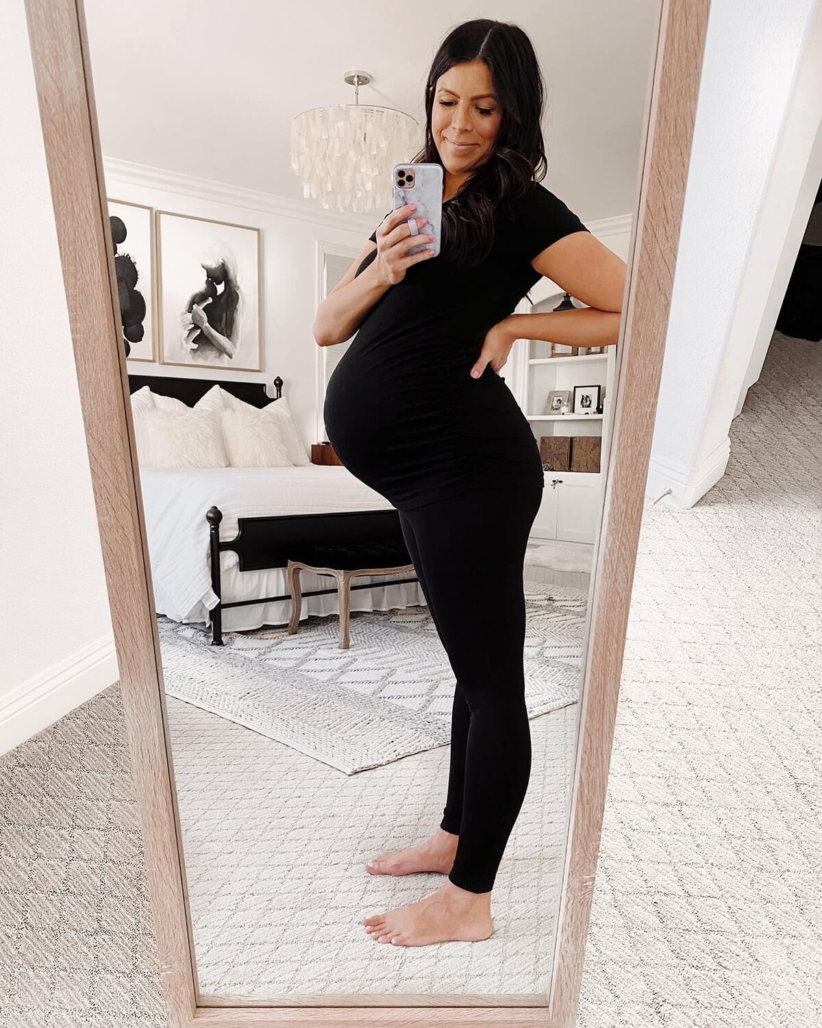 Mirror mirror on the wall, who's the sexiest preggo of them all?