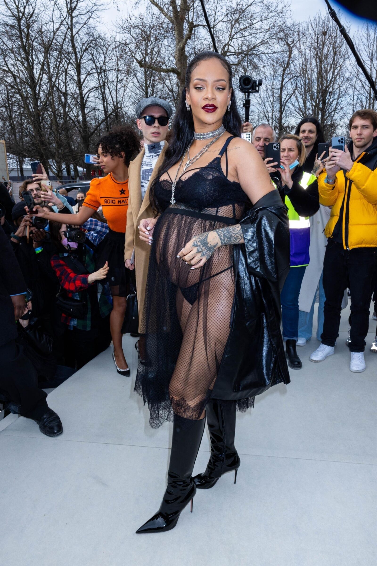 Rihanna - Dior Show Autumn Winter 2022 Paris Fashion Week