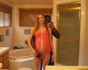 Layla Exx redhair pregnant