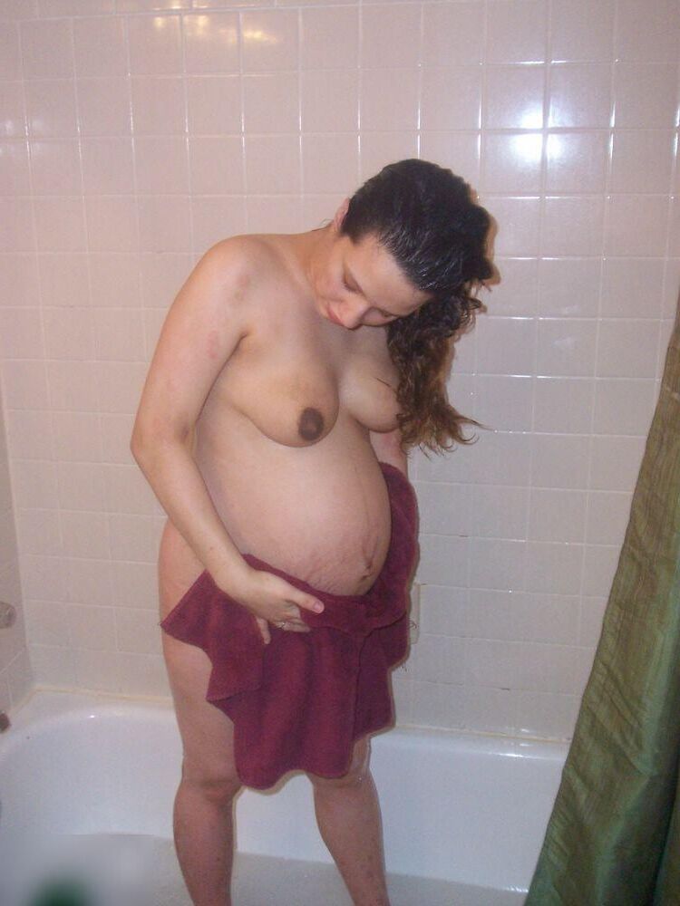 [Pregnant] teen loves to show off in the bathtub