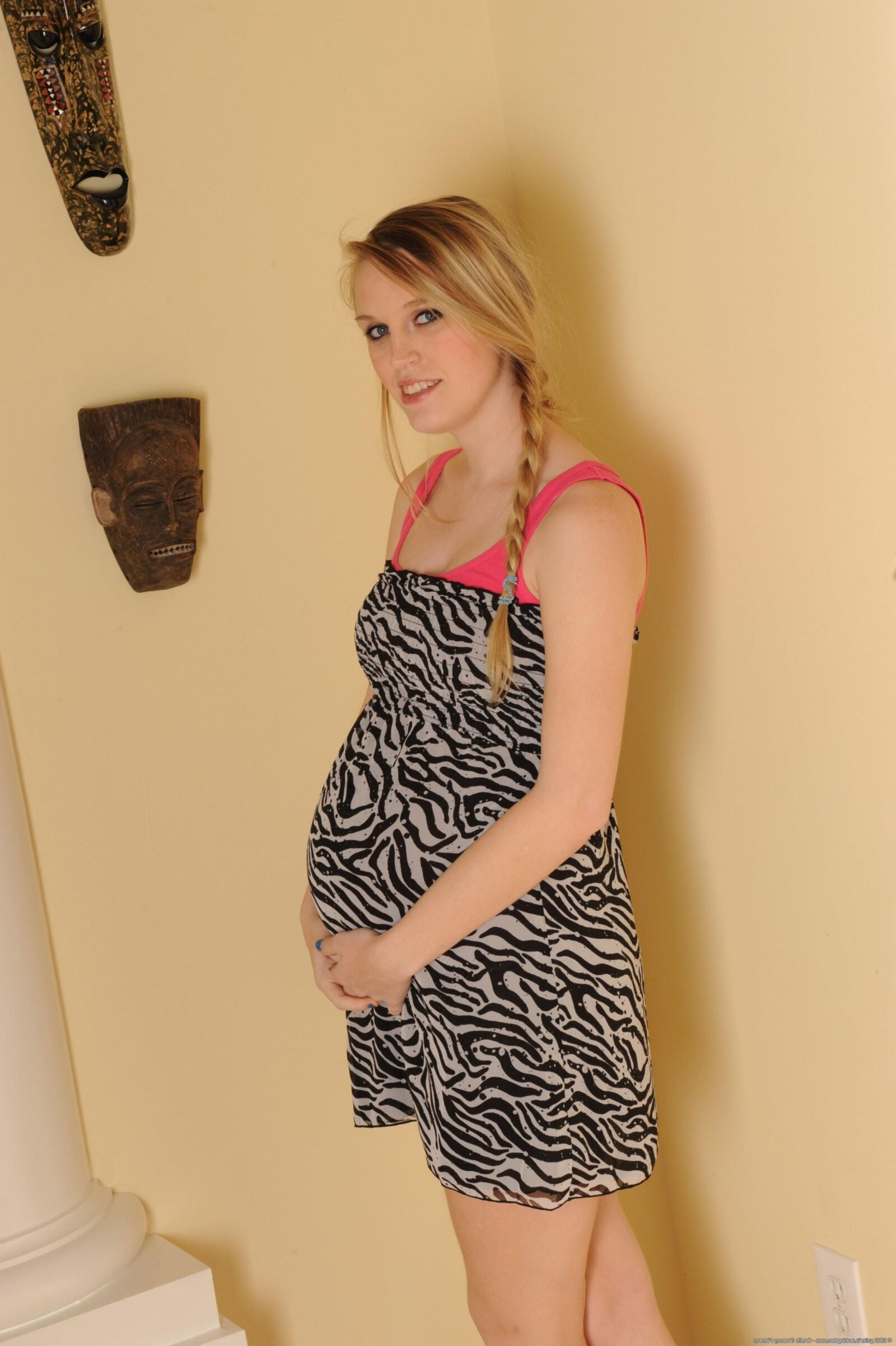 Pregnant Amanda 7