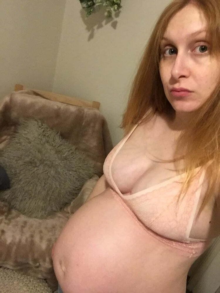 [Pregnant] redhead mom at home