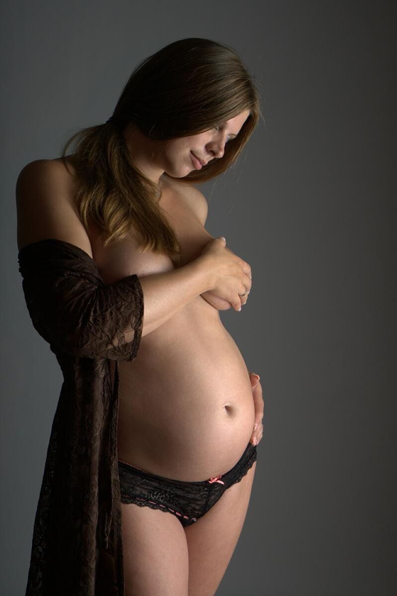 [Pregnant] sensual photo shoot of a young woman