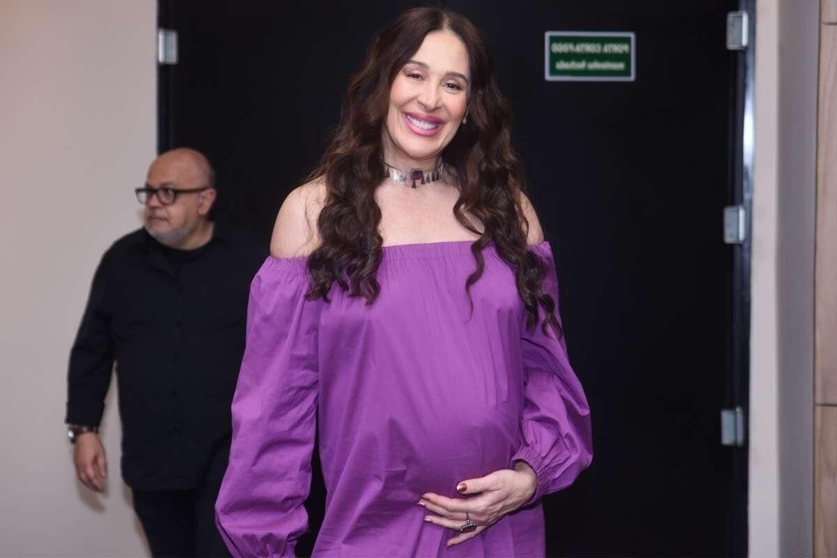 Claudia Raia pregnant at 56