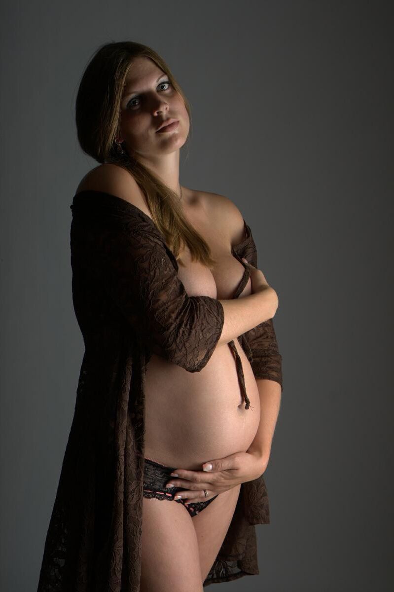 [Pregnant] sensual photo shoot of a young woman