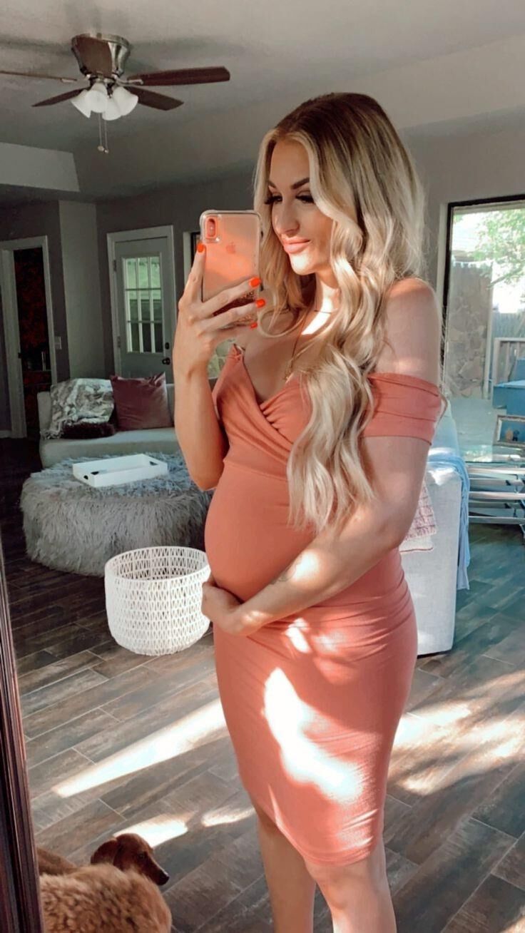 Mirror mirror on the wall, who's the sexiest preggo of them all?