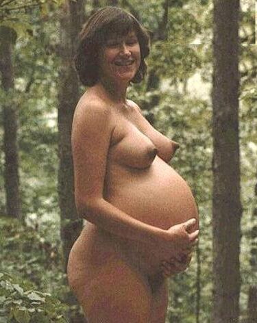 |Embarazada / vintage] mamá en la naturaleza