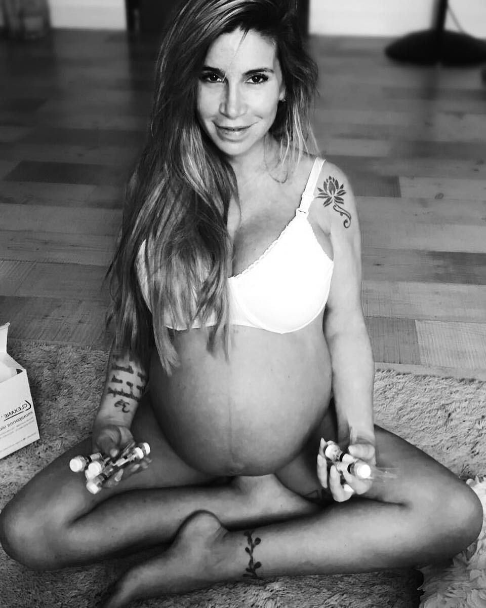 Florencia Pena pregnant