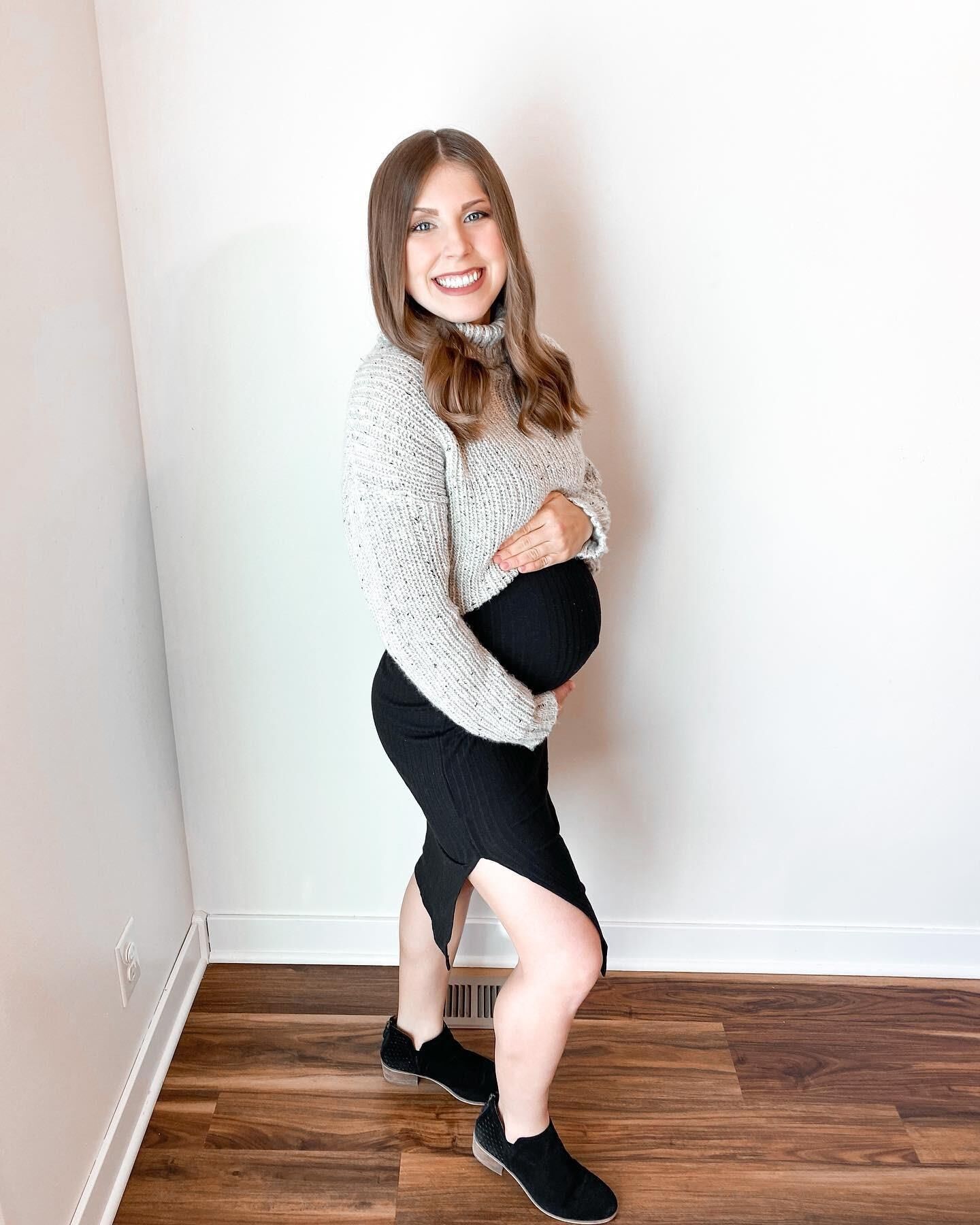 Katie, maman jumelle enceinte et amateur, comment la baiser ?