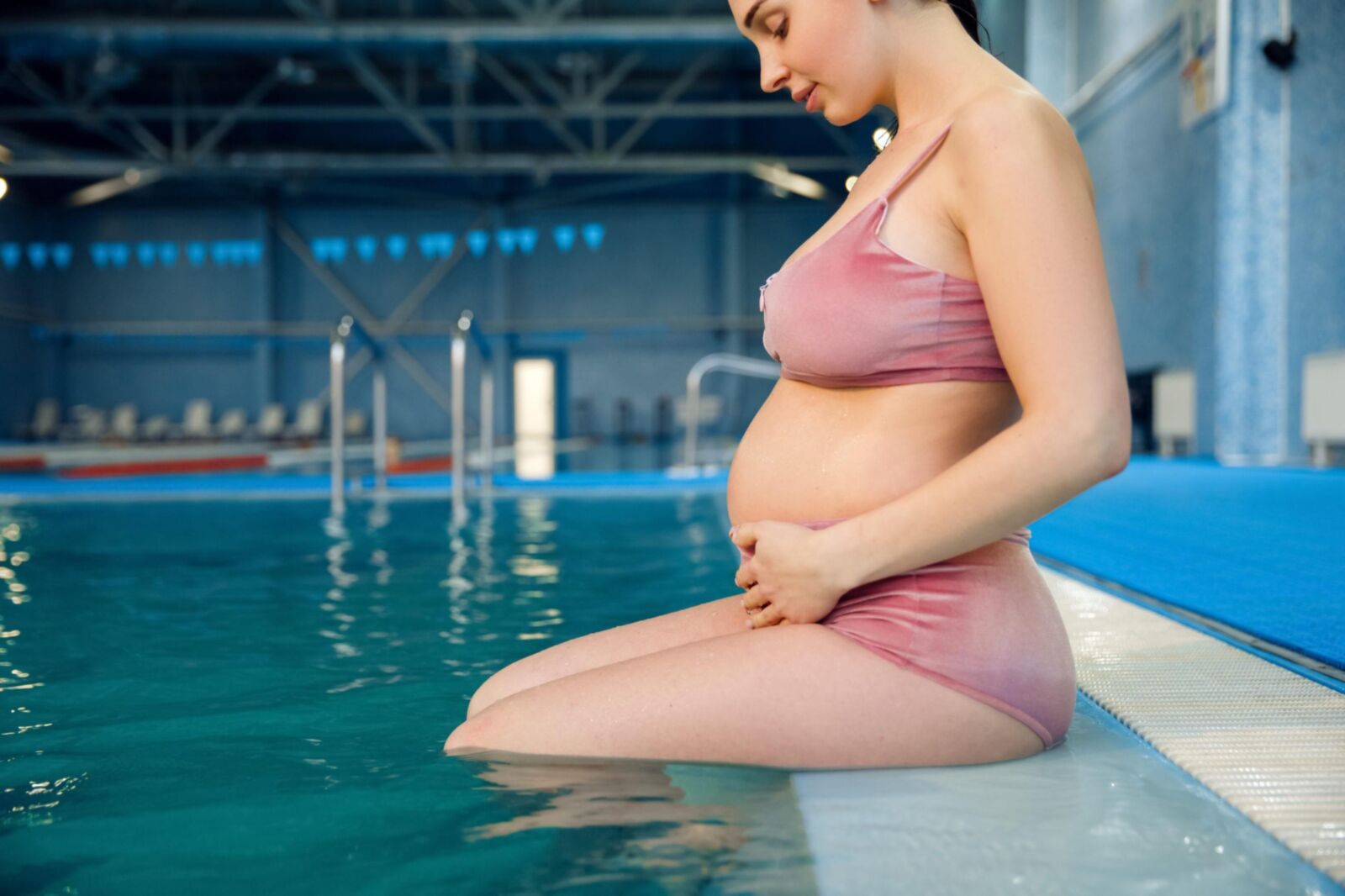 Pregnant Swimming