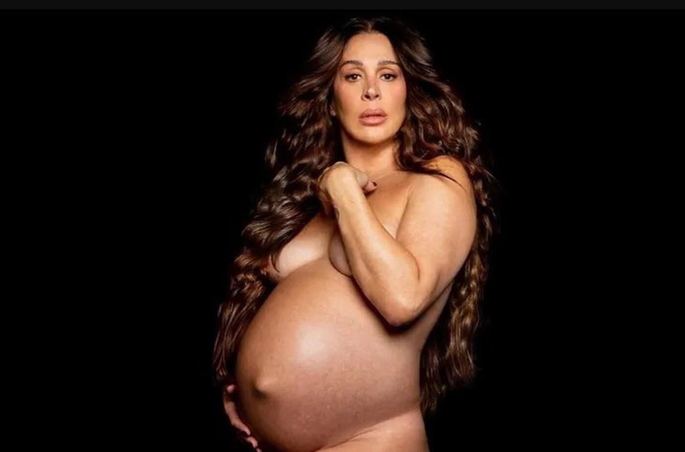 Claudia Raia pregnant at 56