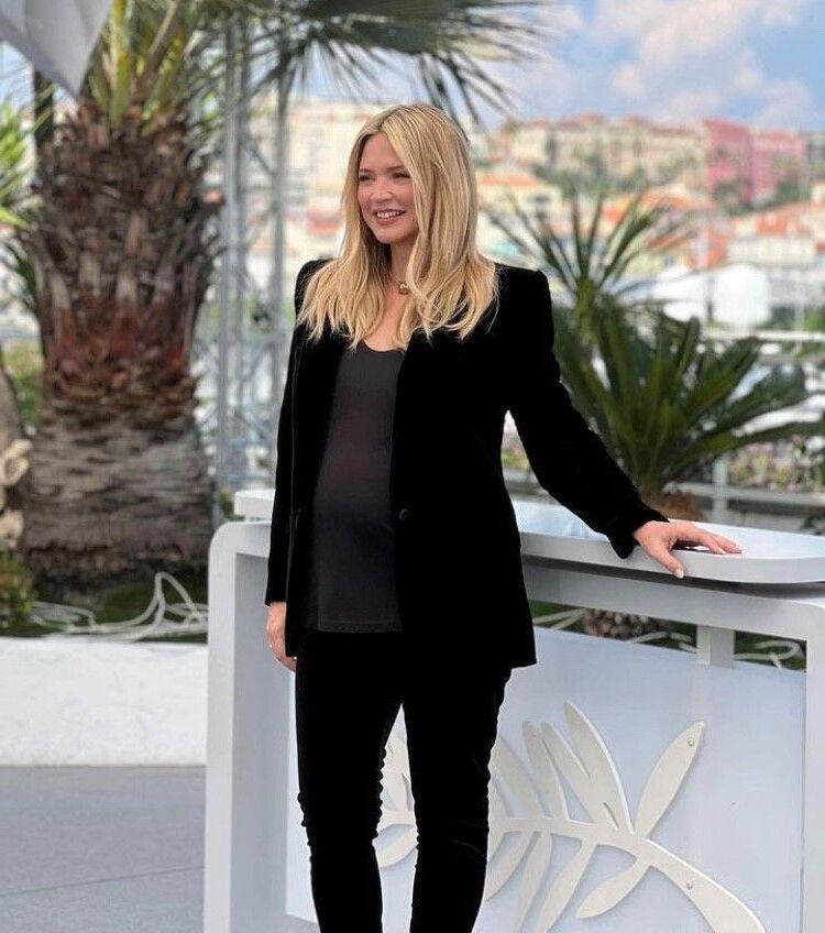 Virginie Efira pregnant