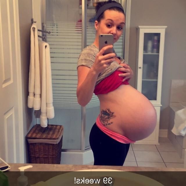 Selfies evolution of pregnancy