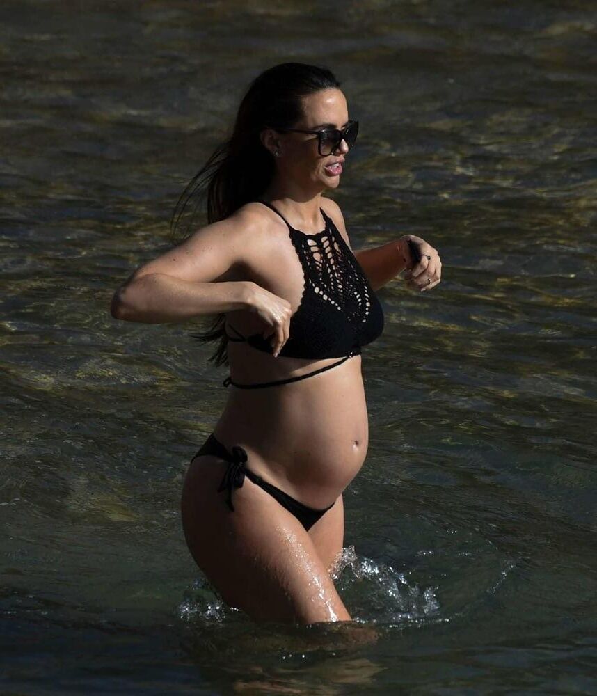 Jennifer Metcalfe pregnant