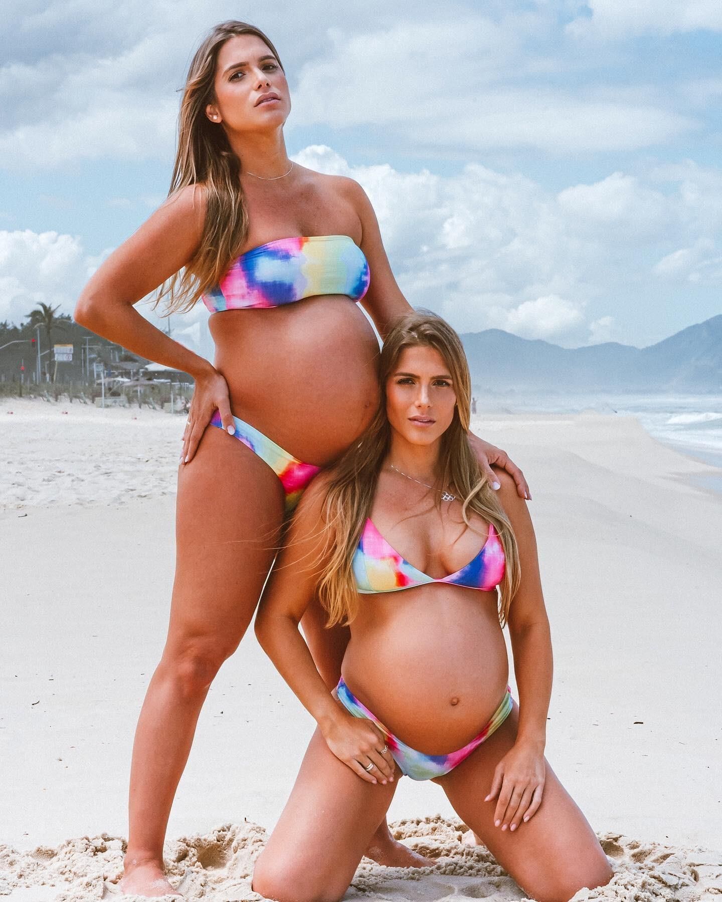 Hot twins both very pregnant and horny to each other