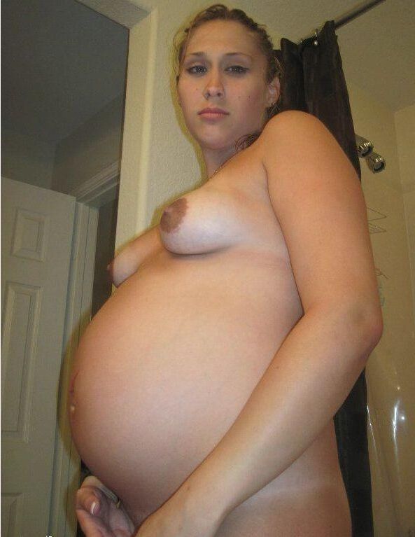 Beautiful pregnant women (13)