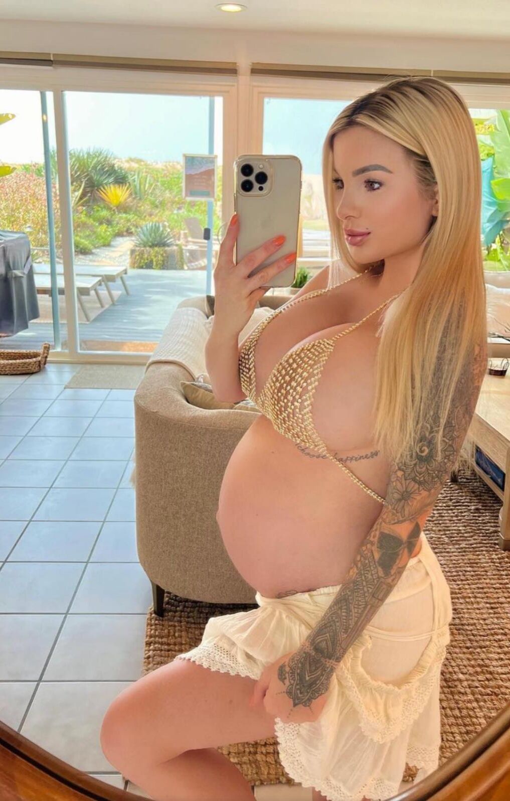 Pregnant Jessica is My favorite Instagram girl 