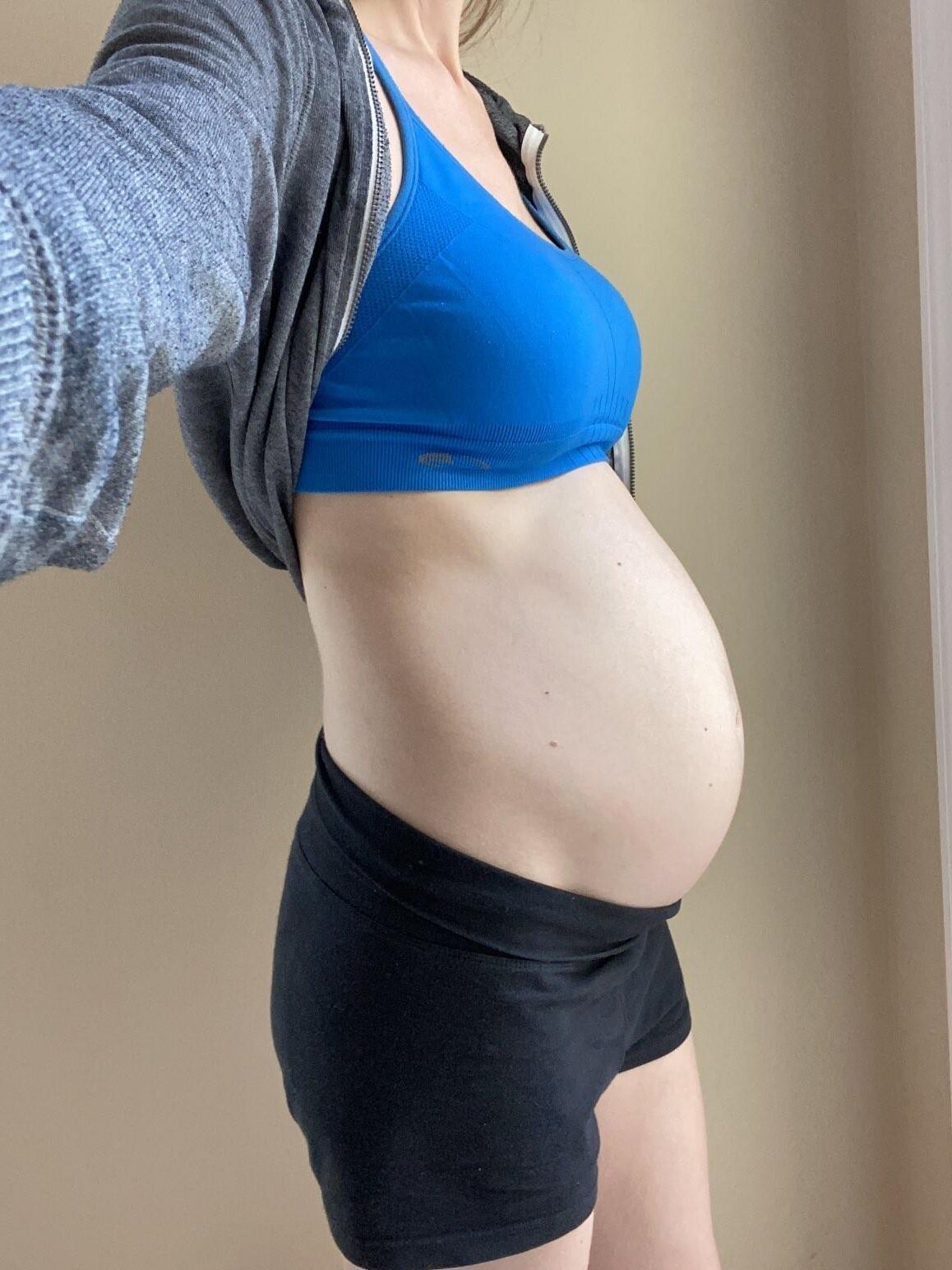 Preggo 9