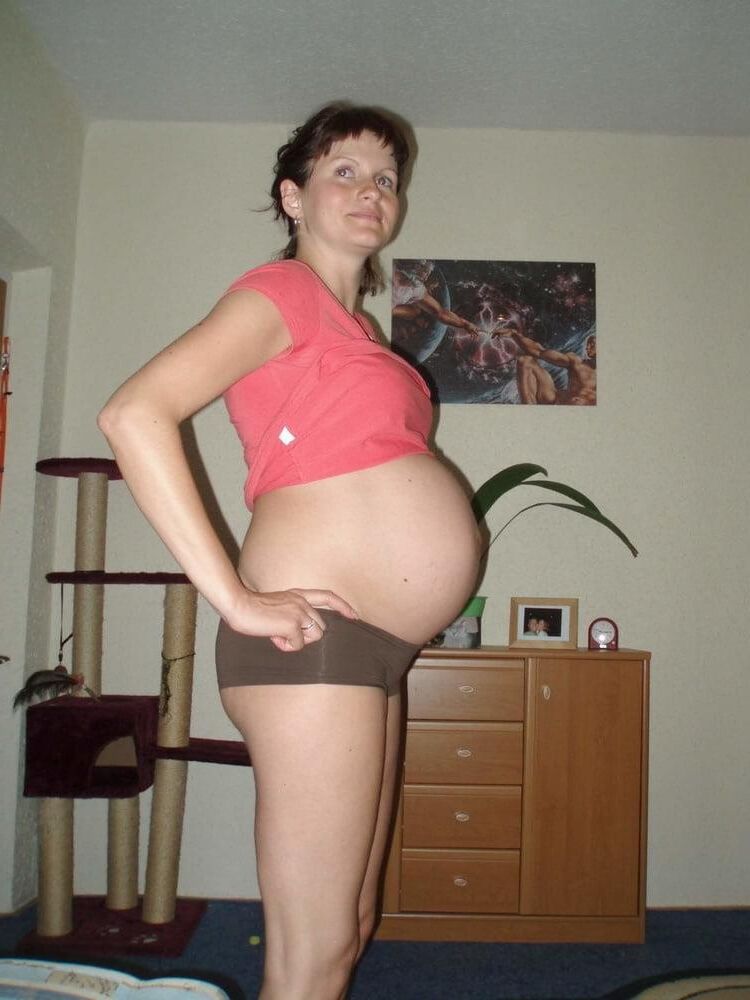 Hot preggo mom at home 1