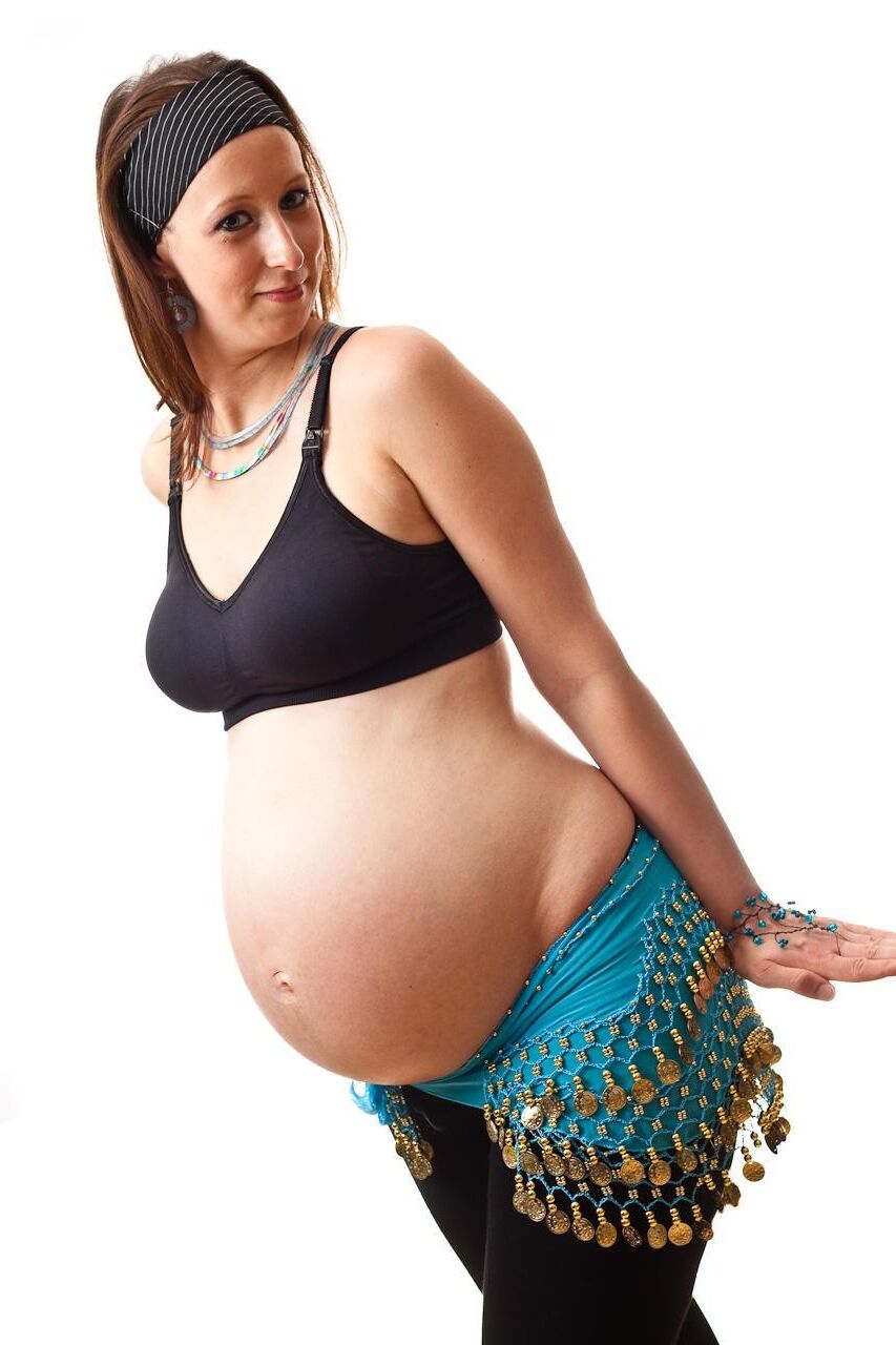 pregnant belly dance (gr�vida dan�a do ventre)