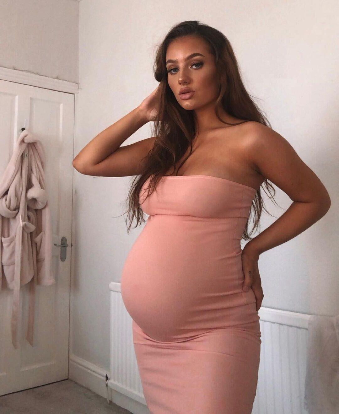 Pregnant 22