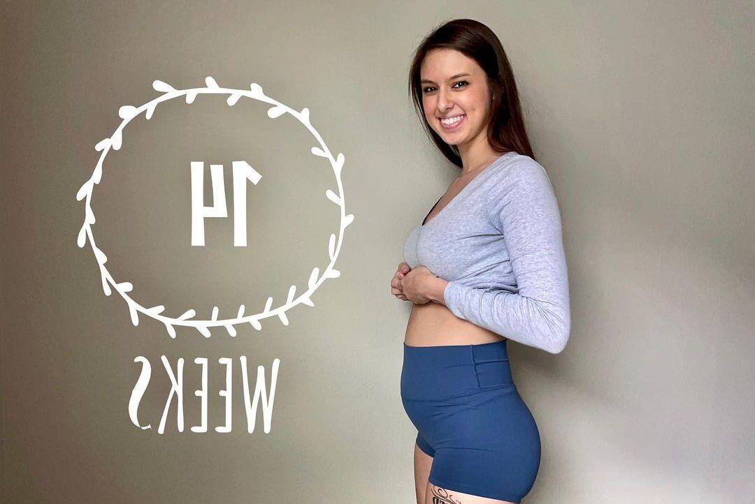 Preggo Rachel