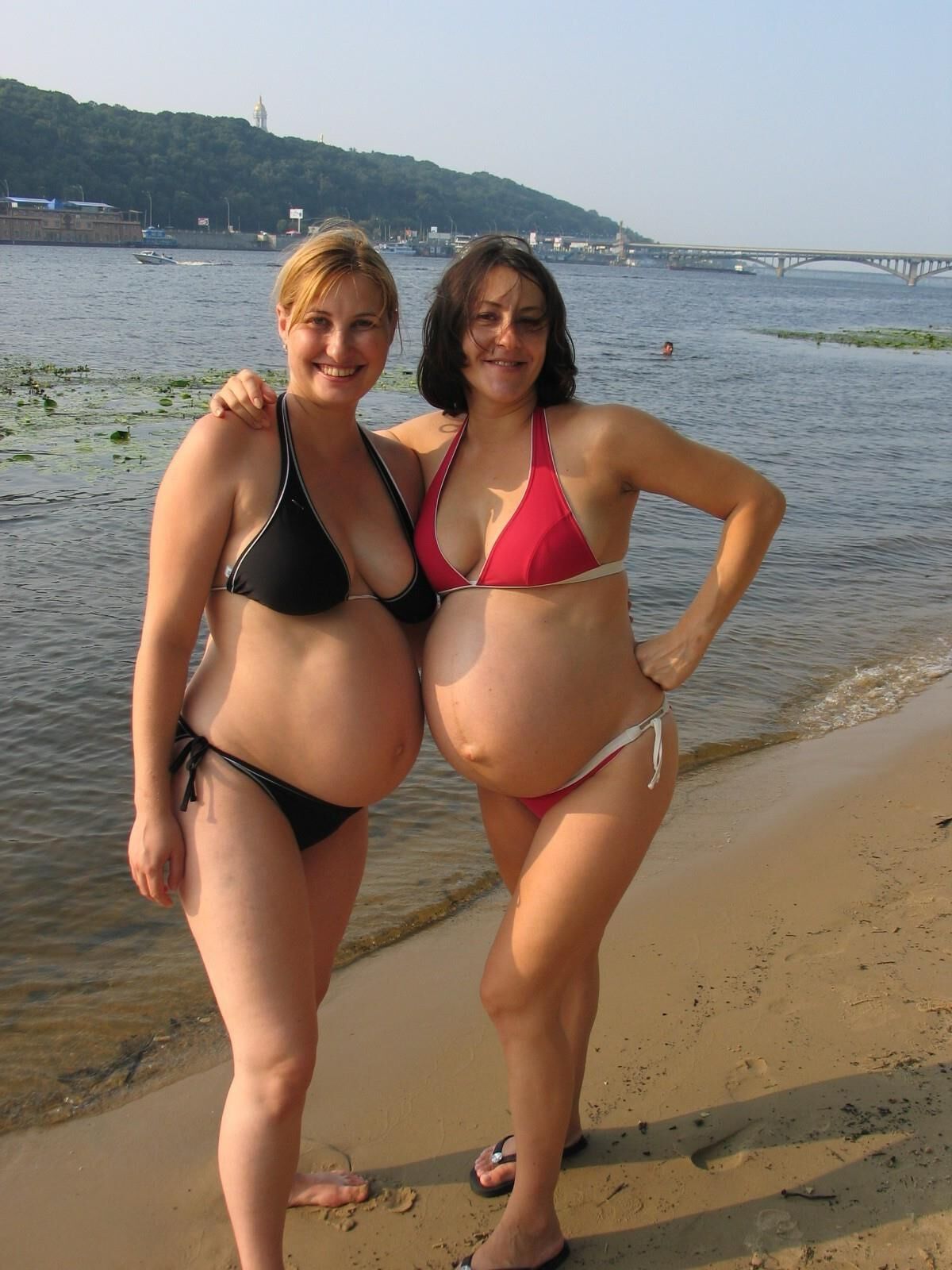 Pregnant in bikini