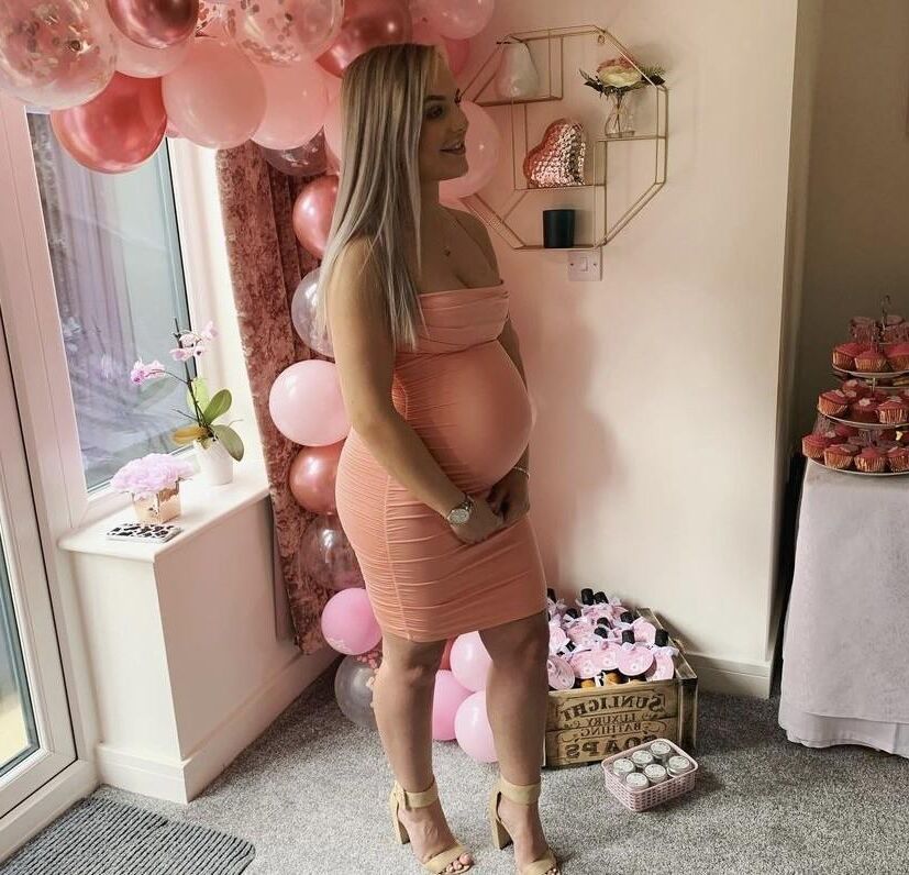 Blonde non nude pregnant 