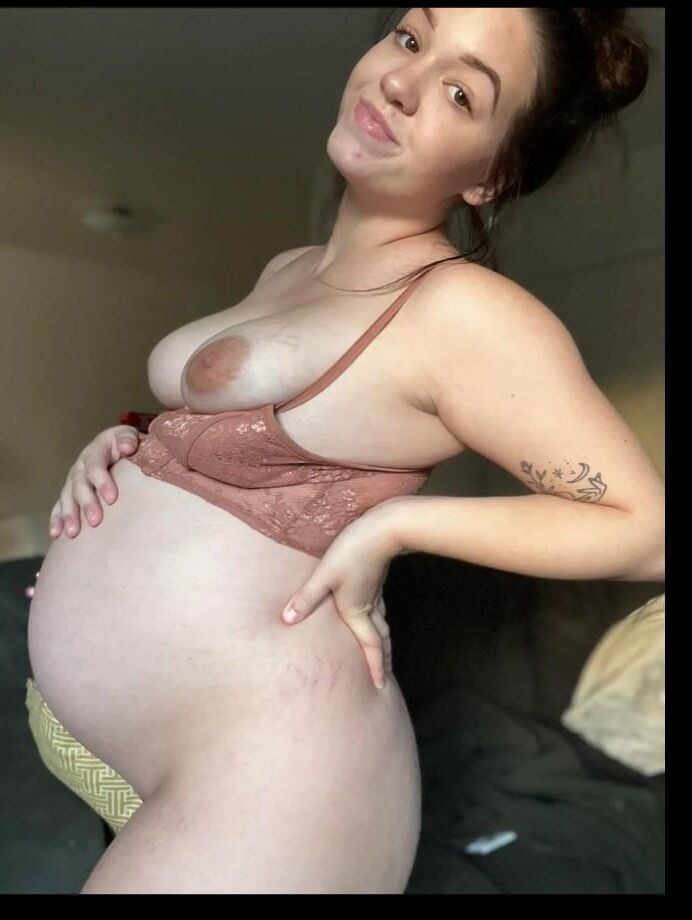 r/Preggoporn Erotic Pregnant 