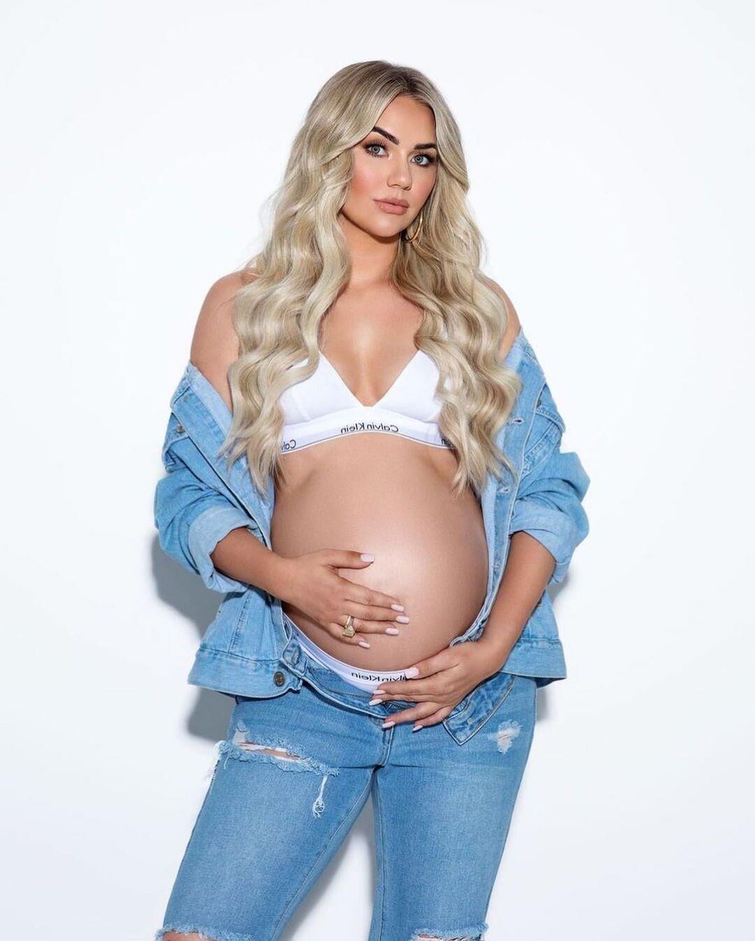 Blonde non nude pregnant 