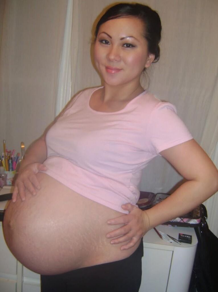 Pregnant Asian Women