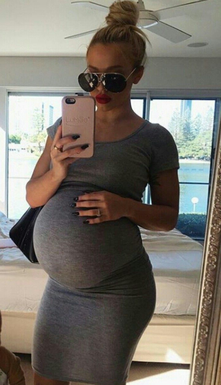 Mirror mirror on the wall, who's the sexiest preggo of them all?