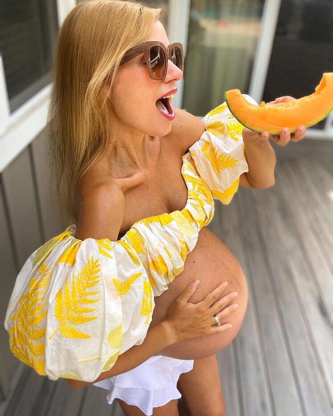 Pregnant Blonde Influencers 2